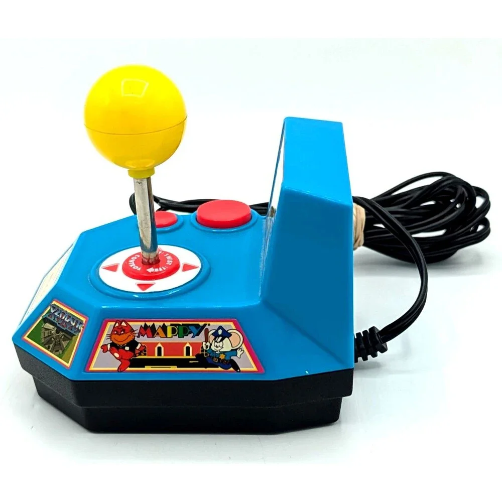 Ms. Pac-Man 5 in 1 Plug and Play 2004 Jakks Pacific TV Namco Game - Tested